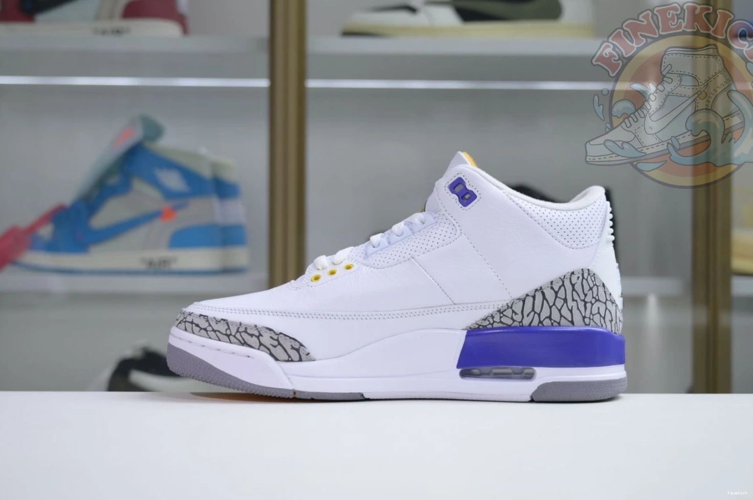 3 JORDAN RETRO AIR OG 0125